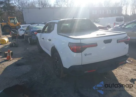 2022 Hyundai Santa Cruz Sel z USA, uszkodzony, nr VIN 5NTJCDAE3NH013057